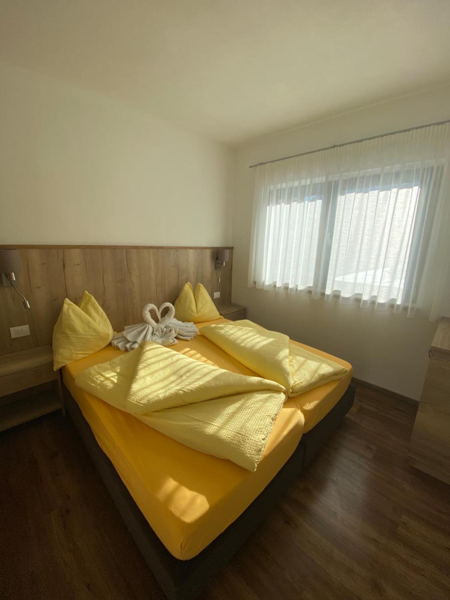 Alfred Ties Apartments Сан-Віджиліо-ді-Мареббе Екстер'єр фото